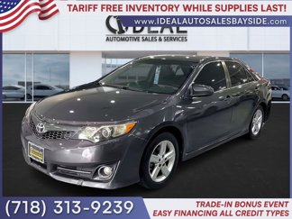 Used 2013 Toyota Camry SE image 1