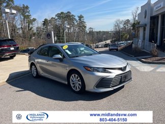 Used 2022 Toyota Camry LE image 1