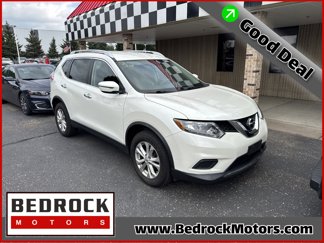 Used 2016 Nissan Rogue SV image 1