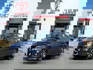 Used 2022 Nissan Altima 2.5 SV image 1