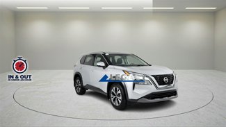 Used 2021 Nissan Rogue SV image 1