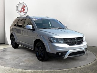 Used 2020 Dodge Journey Crossroad image 1