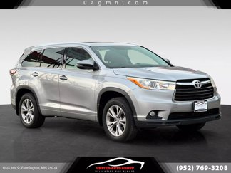Used 2014 Toyota Highlander XLE image 1