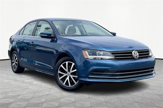 Used 2017 Volkswagen Jetta SE image 1