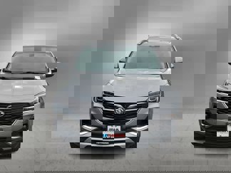 Used 2023 Buick Encore GX Essence w/ Experience Buick Package video 3