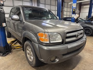 Used 2004 Toyota Tundra SR5 image 1