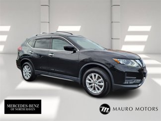 Used 2020 Nissan Rogue SV image 1