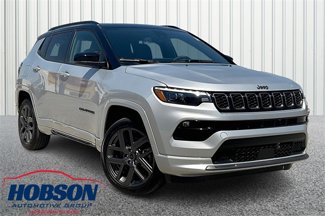 New 2025 Jeep Compass Limited image 1
