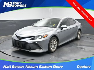 Used 2022 Toyota Camry LE image 1