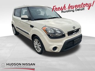 Used 2013 Kia Soul + image 1