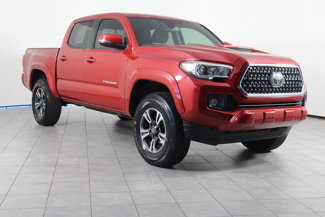 Used 2019 Toyota Tacoma TRD Sport image 1