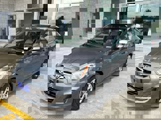 Used 2012 Hyundai Accent GLS image 1