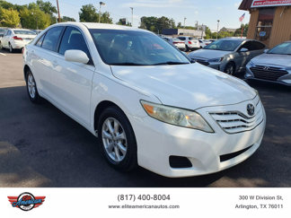 Used 2011 Toyota Camry LE image 1