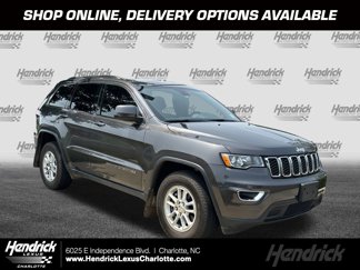Used 2019 Jeep Grand Cherokee Laredo image 1