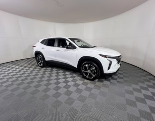 Used 2024 Chevrolet Trax RS image 1