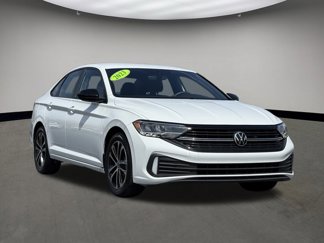 Used 2023 Volkswagen Jetta Sport image 1