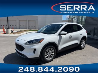 Used 2020 Ford Escape SE image 1