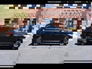 Used 2017 Genesis G90 3.3T Premium image 1