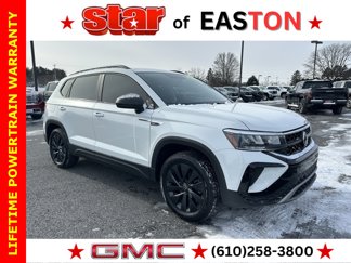 Used 2022 Volkswagen Taos S image 1