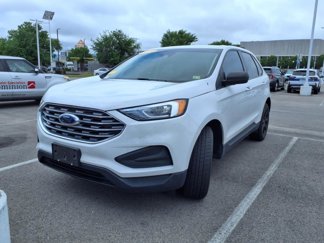 Used 2020 Ford Edge SE image 1