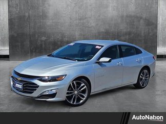 Used 2022 Chevrolet Malibu LT image 1