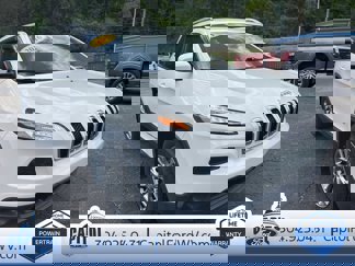Used 2016 Jeep Cherokee Latitude w/ Cold Weather Group image 1