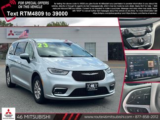 Used 2023 Chrysler Pacifica Touring-L image 1