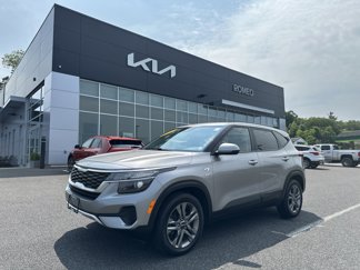 Certified 2023 Kia Seltos LX image 1