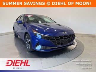 Used 2022 Hyundai Elantra Limited image 1