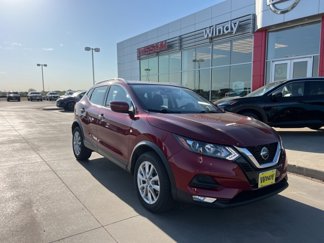 Used 2021 Nissan Rogue Sport SV image 1