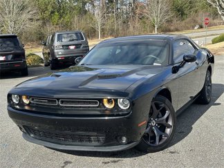 Used 2017 Dodge Challenger SXT Plus image 1