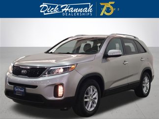 Used 2015 Kia Sorento LX image 1