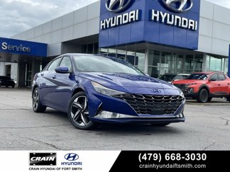 Used 2023 Hyundai Elantra Limited image 1