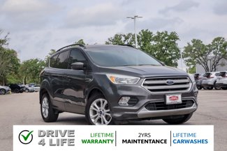 Used 2018 Ford Escape SE w/ Ford Safe & Smart Package image 1