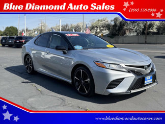 Used 2020 Toyota Camry XSE image 1