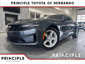 Used 2022 Chevrolet Camaro LT image 1