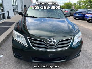 Used 2010 Toyota Camry image 1