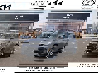 New 2025 Kia Soul LX image 1