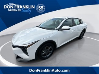 New 2025 Kia K4 LXS image 1