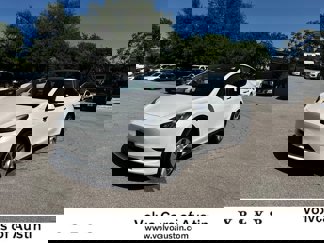 Used 2021 Tesla Model Y Long Range image 1