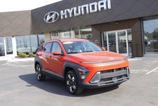 Used 2024 Hyundai Kona SEL image 1