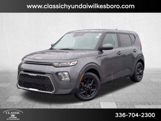 Used 2022 Kia Soul LX w/ Technology Package image 1