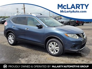 Used 2015 Nissan Rogue SV image 1