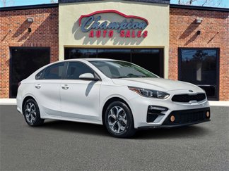 Used 2021 Kia Forte LXS image 1