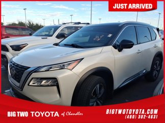 Used 2021 Nissan Rogue SL image 1