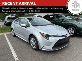 Used 2022 Toyota Corolla LE image 1