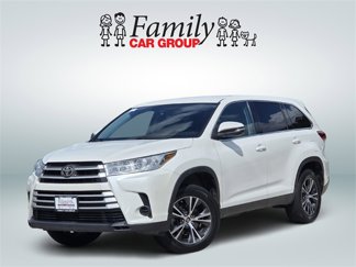 Used 2019 Toyota Highlander LE image 1
