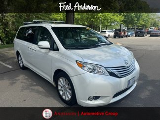 Used 2013 Toyota Sienna Limited w/ Premium Pkg image 1