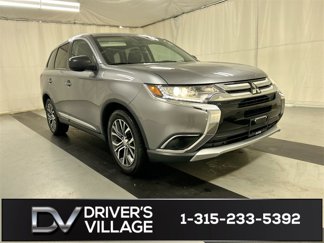 Used 2017 Mitsubishi Outlander ES image 1