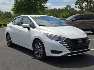 Used 2024 Nissan Versa SV image 1